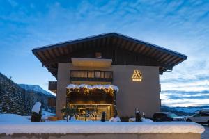 Alma Alpina Lodge, Adults Only