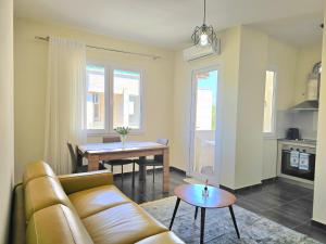 Sunny Corner Apartments