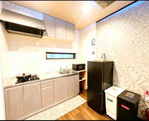Haruka House 9 min Metro Walk to Tsutenkaku