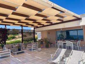 Villa Luce Exclusive Seafront Villa
