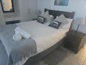 Beachfront Escape with Balcony St 202