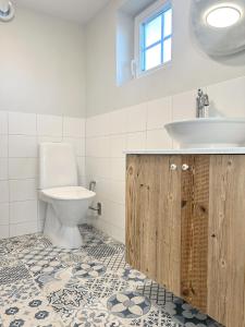 Skånetorp med två separata hus