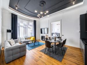 Residence in the Heart of Budapest