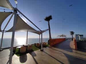 Slow coast Beautiful new apartment with ocean views
