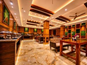 Hotel Woods inn Dalhousie #MBS Travels # Rooftop # Restaurant # Top Rated Property
