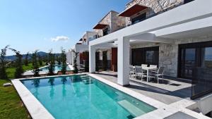 Lithos Infinity Villas I, Hanioti by Halkidiki Villas