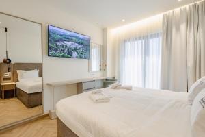 Twelve Luxury Living by 8essentially