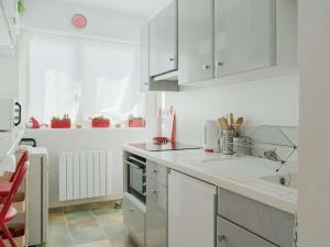 Studio lumineux à deux pas de la plage dHendaye - FR-1-2-323