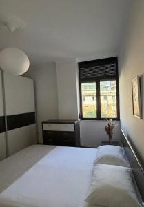 Stylish 2 Bed apartament in Prime Location,Blloku