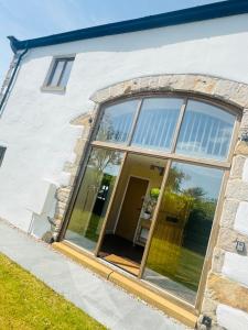 Barn Conversion Sleeps 6 with Parking