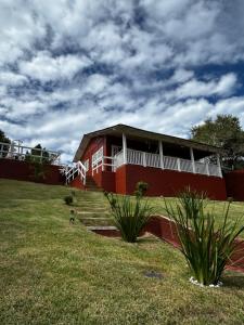 Casa com vista para a natureza e piscina