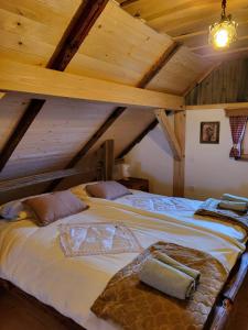 A Getaway at Srčna hiška
