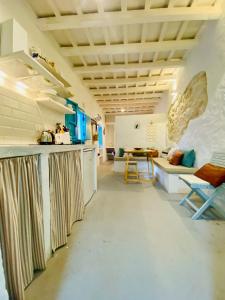 Cave apartment in the heart of the center