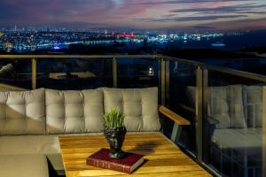 Luxury Istanbul With 2Huge Terrace& Bosphorus View