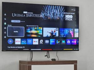 Konstanzer 2 - 3 Room Apt - Podu Ros near Palas Mall - AC - Smart TV - Highspeed WLAN