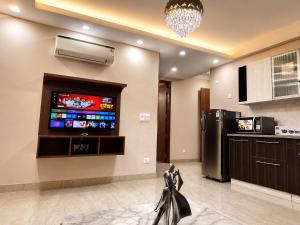 SUKHVAN RESIDENCY Golf Course Road
