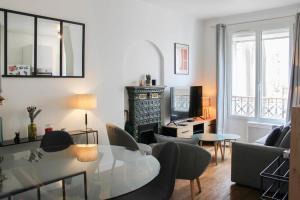 Bright Apartment with Montmartre View - 38m
