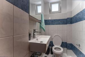 Gallery Home