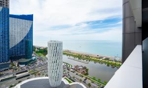 High-Floor Sea View Studio Alliance Palace