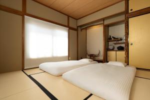 Tsuru INN 5 min Tsuruhashi, Direct Namba tyosei