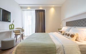 High-Floor Sea View Studio Alliance Palace