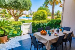 Beach Apartment - Pool - 6px - AC
