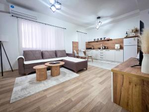 Home Apartment