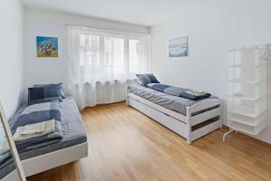 Family Apartment - 3 Bedrooms Sleeps 7