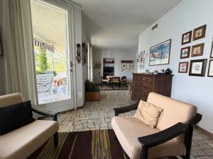 Villa 64