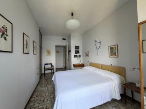 Villa 64
