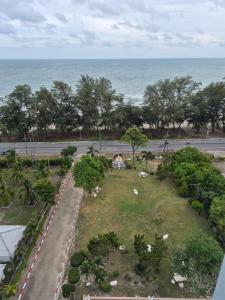 New world condo1104