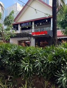 Miyas Crib L Staycation Eastwood Le Grand Tower 3 Quezon City