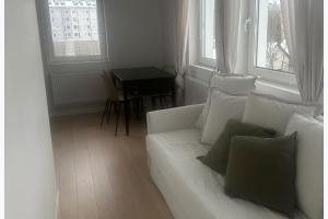 Studio Sleeps 2 Sollentuna centre
