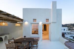 Vanilla House Andros