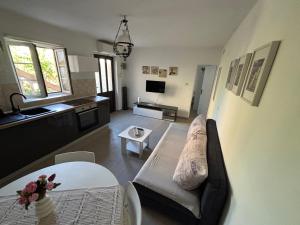 Apartment Porat Sali