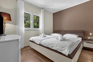 Apartment Leona