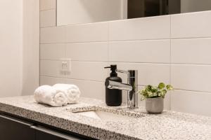 Live Luxe | Blue Haven 2BR Pool & Gym • Parking