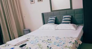 Transit Nest 1BHK