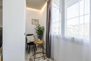Shkodra Living Modern 1BR Near City Center by PikHost