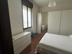 Modern three-room apartment with Wi-Fi, near MM2 Gorgonzola