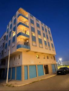 Séjour Idéal à Martil Appartement 2 Chambres avec Salon