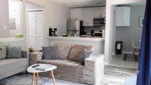 *Modern ElmDowntown Fort Walton Beach -Historic