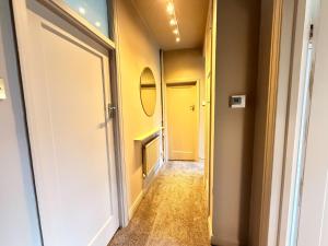 2 Bed Flat - short walk from Brent Cross Station