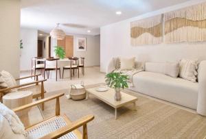 Huge 4BR with 2 big Terraces