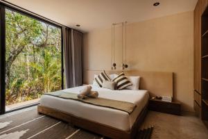 Wabi-Sabi Jungle Villa - Pool, Zen Room & Gym