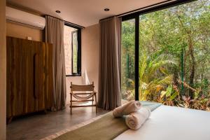 Wabi-Sabi Jungle Villa - Pool, Zen Room & Gym