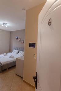 Elidon Apartments