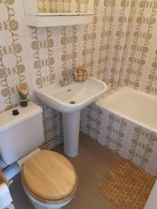 Ti Yann, studio with sea view Kerfany Beach