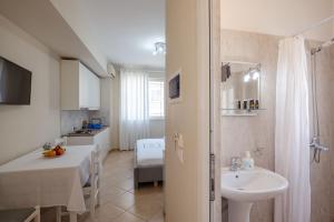 Elidon Apartments