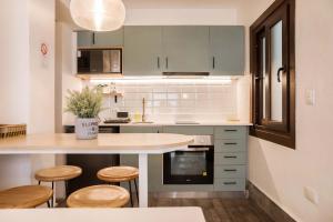 Modern Refuge on Emilio Vaisse Perfect Studio